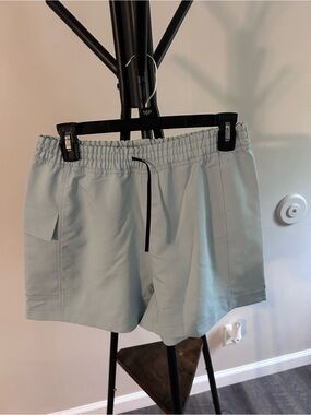 Gym shark short